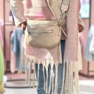 Violet Veske thumbnail